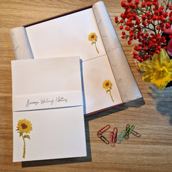 Me Loovely Sunflower Letter Writing Set with Envelopes in Gift Box (Set of 18)